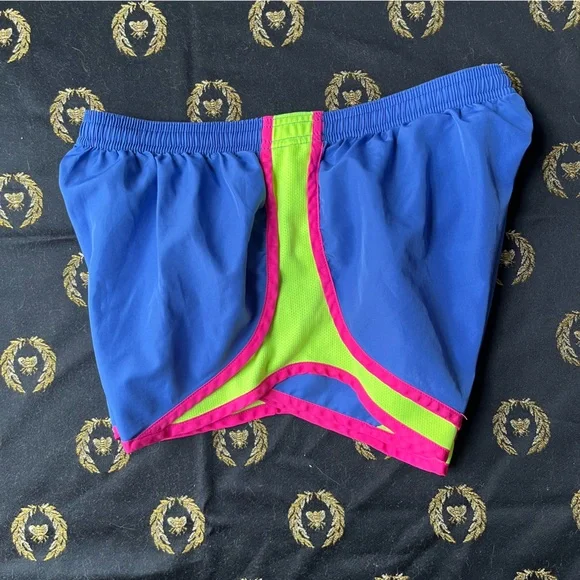 Lot of 3 athletic shorts - Picture 14 of 14